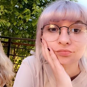 Meet your Posher, Haley